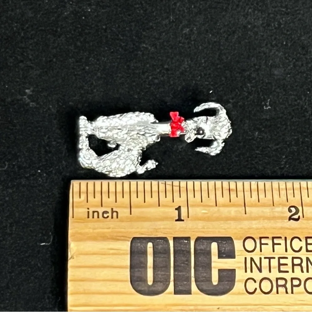 vintage silver tone poodle pin brooch red bow pin‎ back 1.5 inches